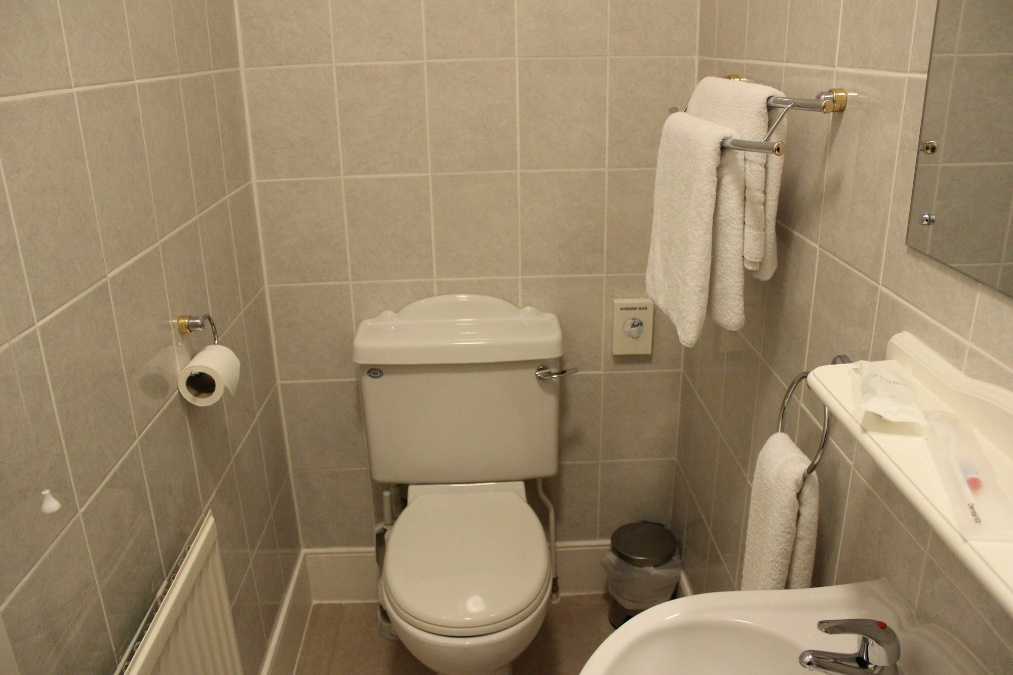 Ambassador Court Hotel High Wycombe Buitenkant foto